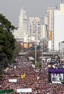 (photo courtesy Reuters, Paulo Whitaker)