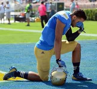 Payton praying