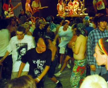 Pat plays in front of "mellow" mosh pit