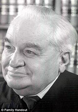 Fiorina's father, Joseph Sneed