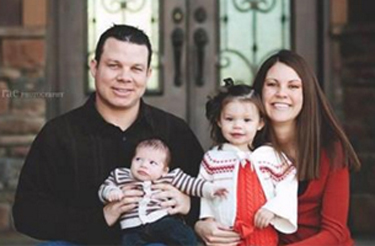 Matt and Melissa Graves and their children