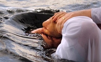 baptising01