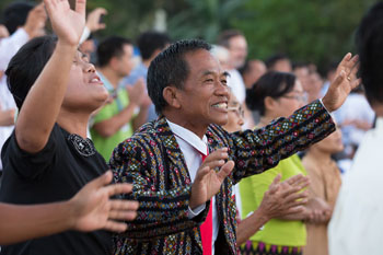 Franklin Graham Festival Yangon Myanmar 2016