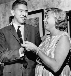 Son of America's most famous atheist became a pastor | God Reports Son of America's most famous atheist became a pastor | God Reports