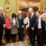 trump-prayer-copy-350×175
