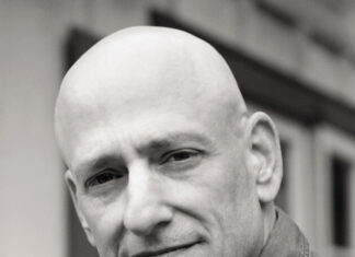 Jewish writer prayed before bed, woke up changed