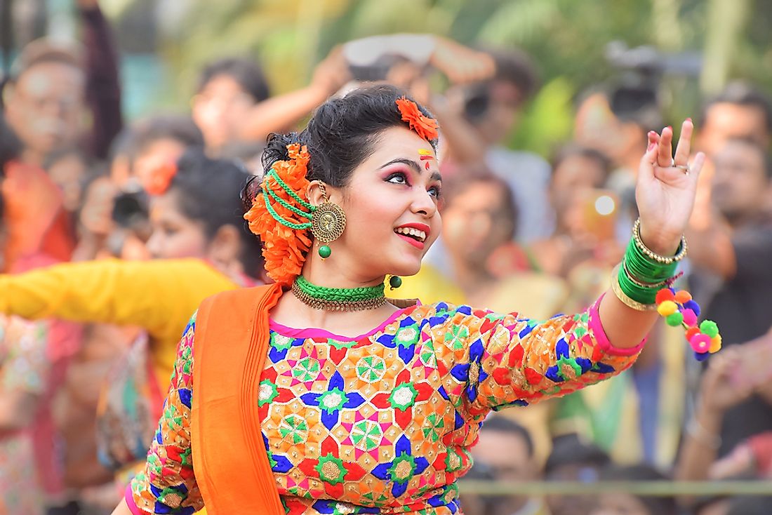 people & blogs meaning in bengali