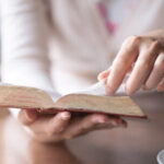 Reading-the-Bible-for-Beginners_featured-e1650310331484