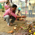 143242192-nagpur-maharashtra-india-august-01-people-worship-of-snake-god-in-nag-panchami-festival-it-is