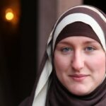 Convert-Make-me-a-Muslim-600×400